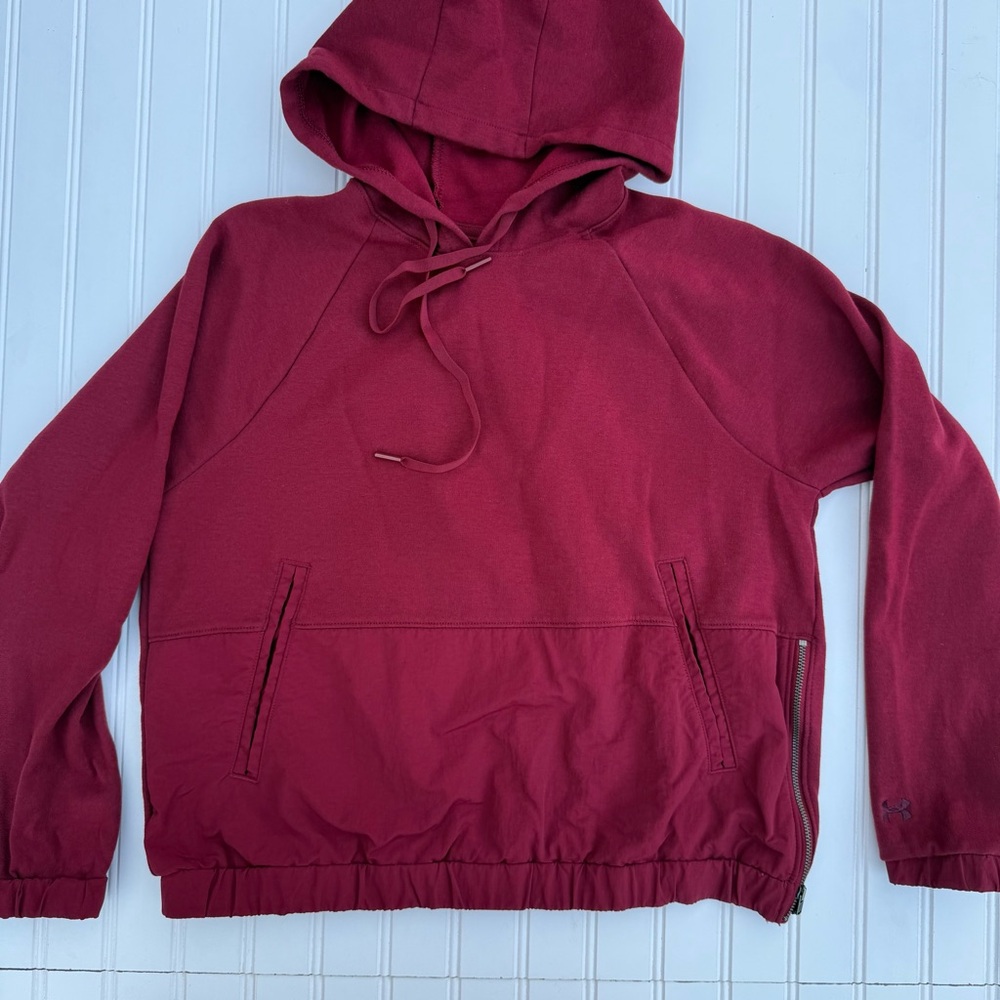 Under Armour Women's Burgundy Hoodie